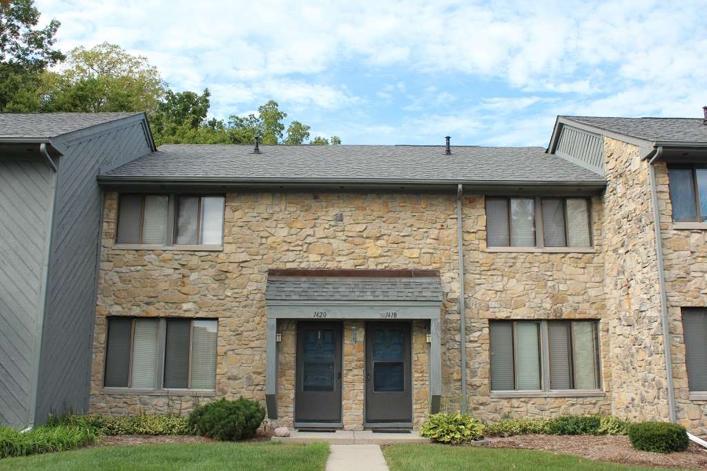 Woodlake Apartments in Indianapolis | 7401 Merganser Dr, Indianapolis, IN 46260 | Phone: (317) 671-7497