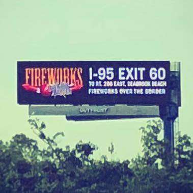 Fireworks Over The Border | 443 NH-286, Seabrook, NH 03874, USA | Phone: (603) 474-2663