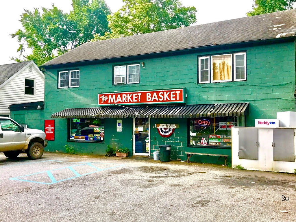 The Market Basket | 611 E Main St, Berryville, VA 22611, USA
