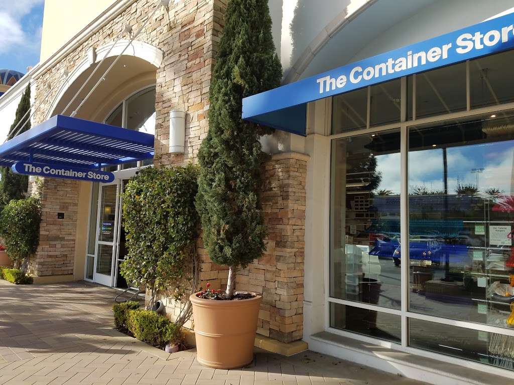 The Container Store in 710 S Sepulveda Blvd, El Segundo, CA 90245, USA