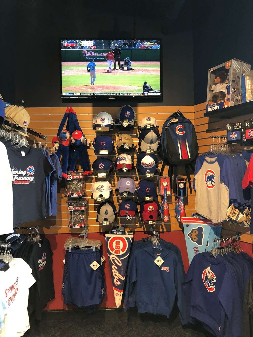 Sloan Park Team Shop | 2330 W Rio Salado Pkwy, Mesa, AZ 85201, USA | Phone: (480) 668-4599