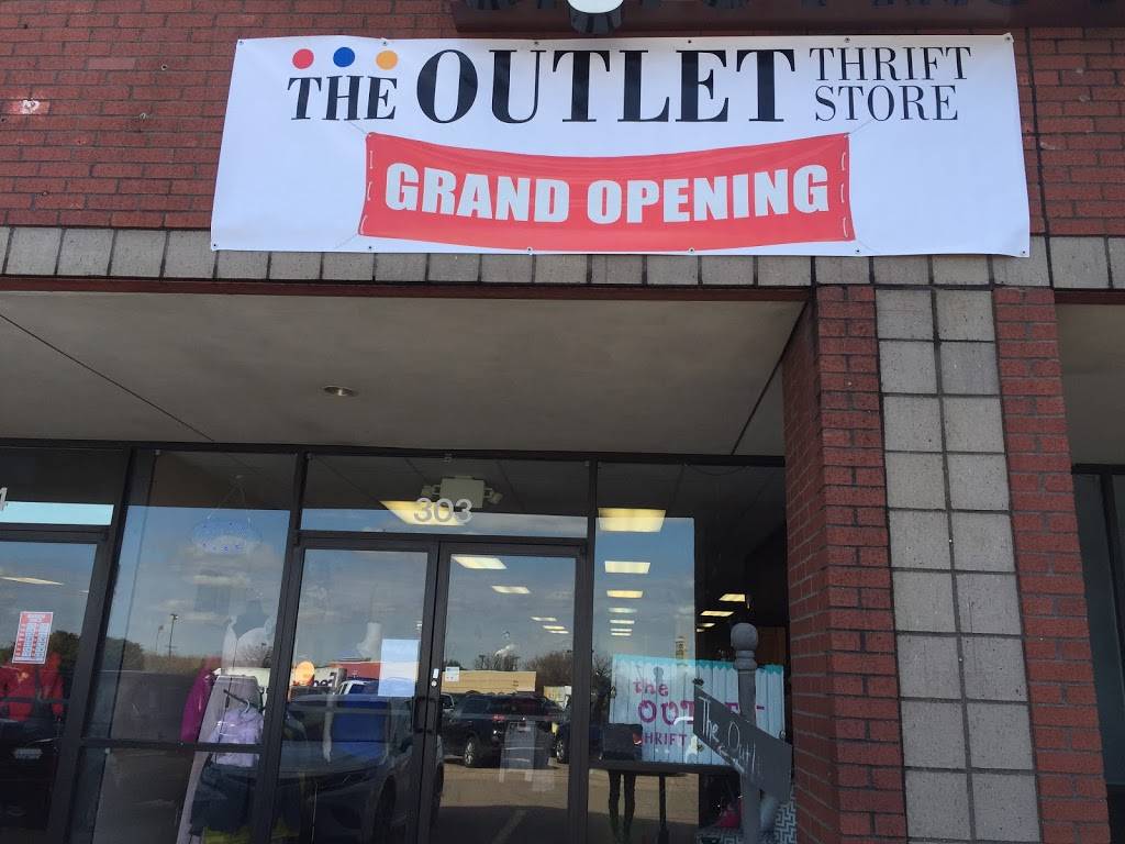 The Outlet | 1000 E Main St Ste 303, Midlothian, TX 76065, USA | Phone: (972) 935-6645