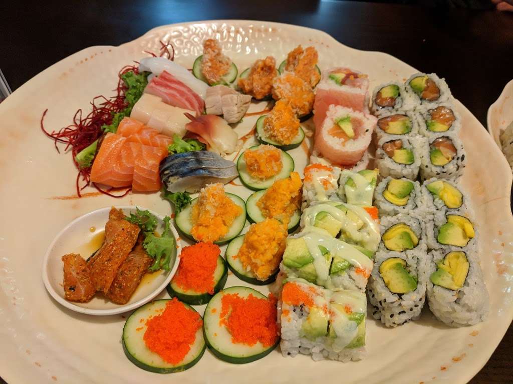 Sushi Village | 290 W Old Country Rd, Hicksville, NY 11801, USA | Phone: (516) 513-1790