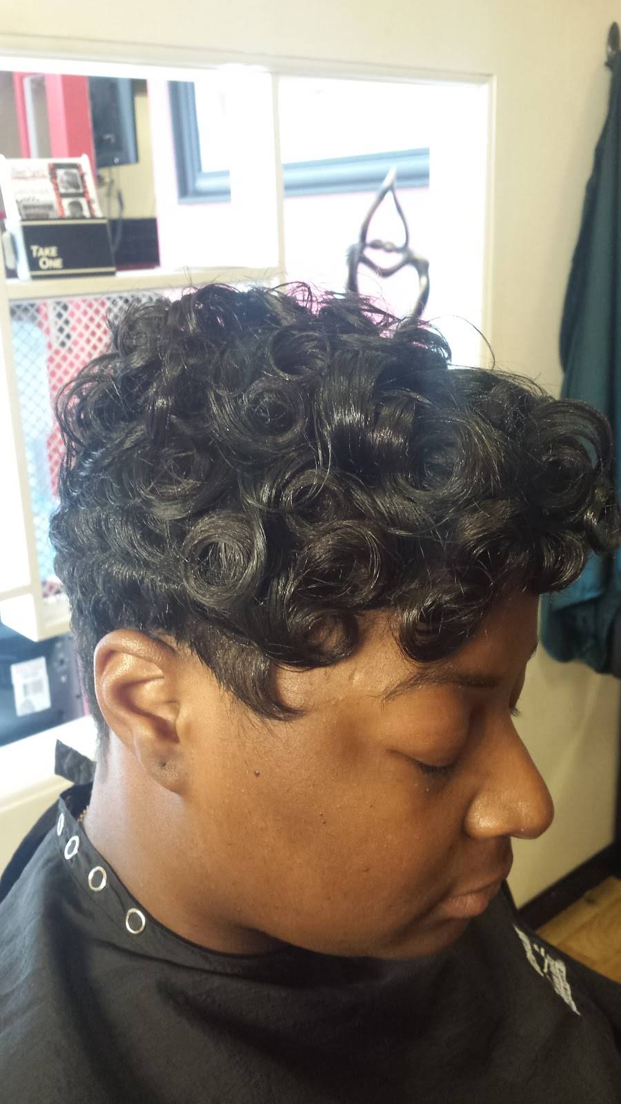 Nappy Roots Hair Salon & Barber Shop | 4730 W Fond Du Lac Ave, Milwaukee, WI 53216, USA | Phone: (414) 447-6687