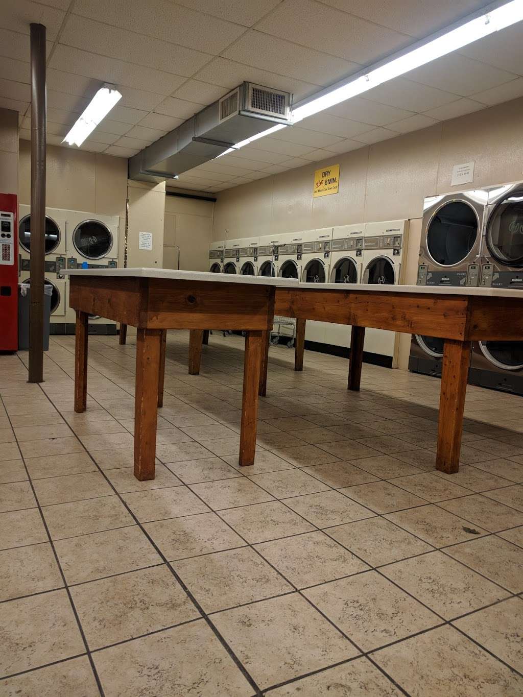 East Eden laundromat | 2111 New Holland Pike, Lancaster, PA 17601, USA