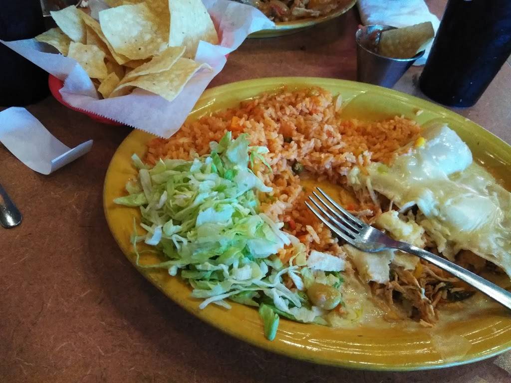 El Mariachi Mexican Restaurant & Cantina | 125 Towne Center Dr, Lexington, KY 40511, USA | Phone: (859) 255-0250
