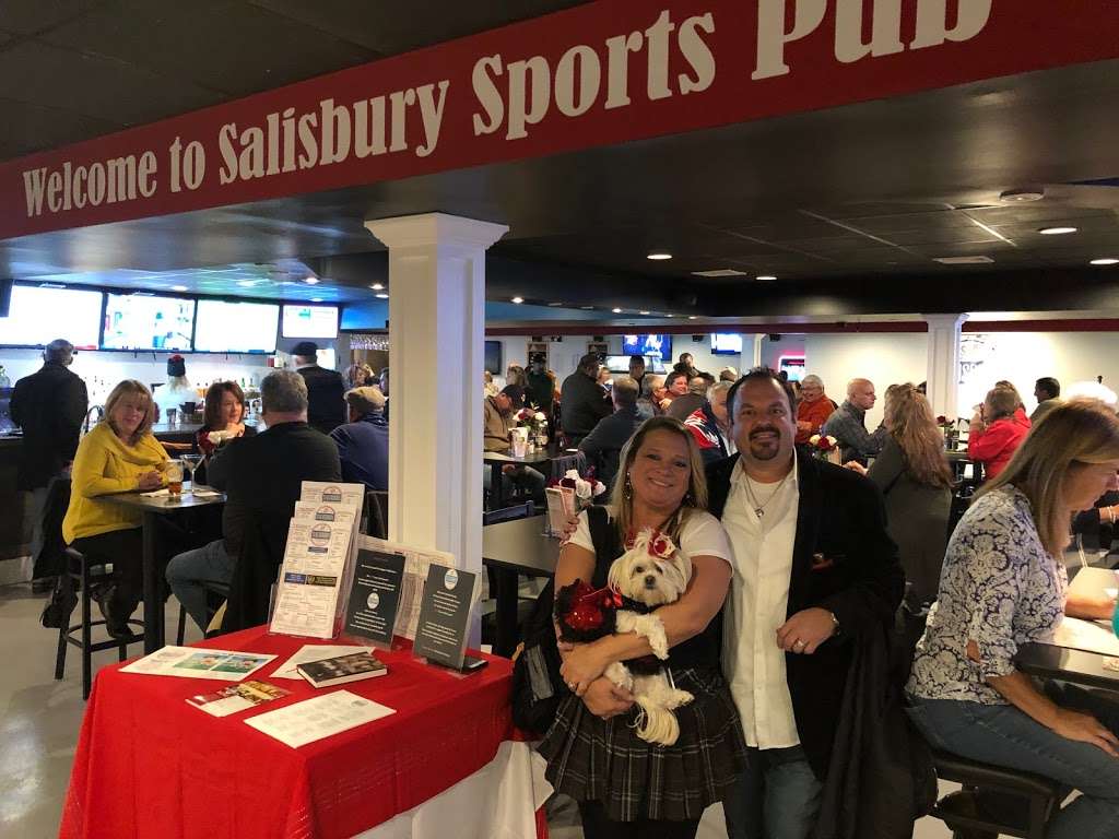 Salisbury Sports Pub | 3 Broadway, Salisbury, MA 01952, USA | Phone: (978) 572-5386