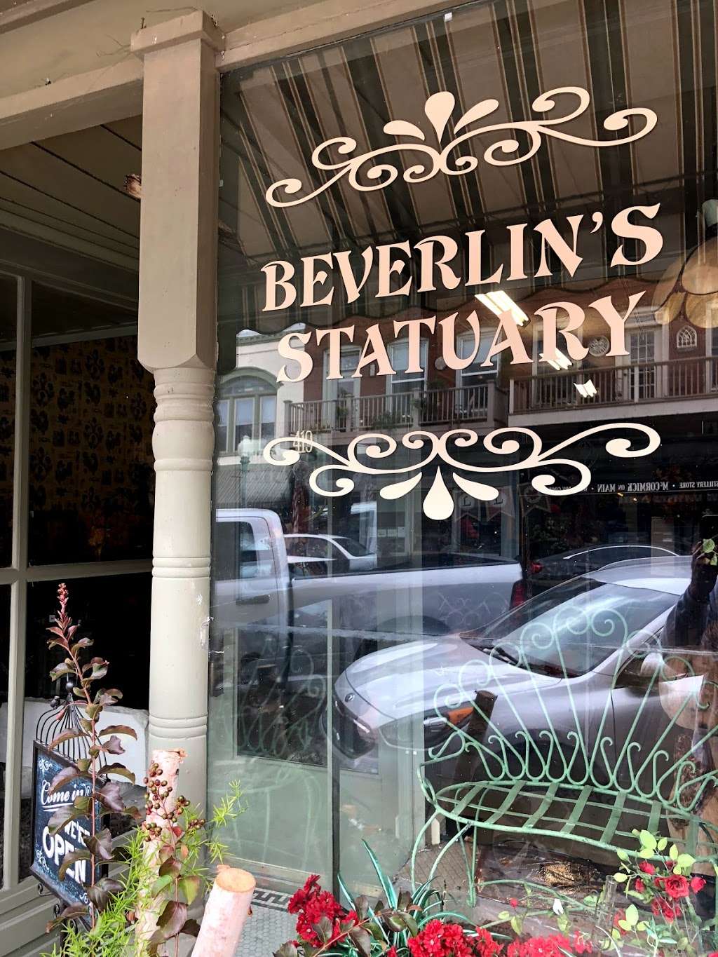 Beverlins Statuary Inc | 419 Main St, Weston, MO 64098 | Phone: (816) 640-5500