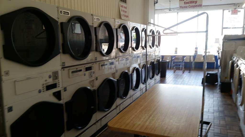 Wrightstown Laundromat | 421 Wrightstown Cookstown Rd, Wrightstown, NJ 08562, USA | Phone: (609) 723-2467