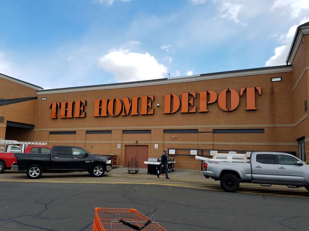 The Home Depot | 2750 Veterans Rd W, Staten Island, NY 10309, USA | Phone: (718) 984-4690