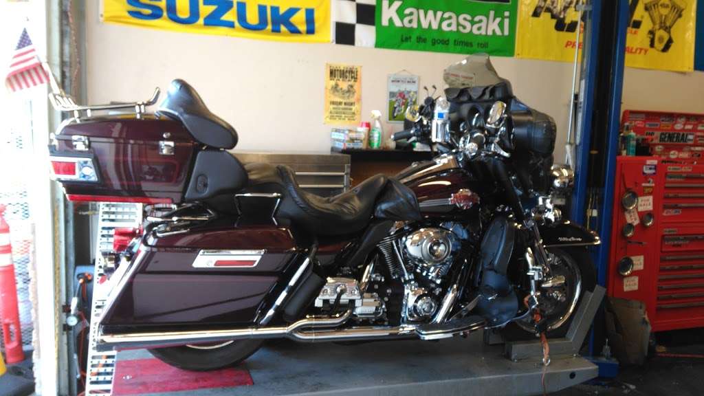 Motorhead Classic Cycles | 8556 Foothill Blvd, Sunland-Tujunga, CA 91040 | Phone: (818) 470-0417