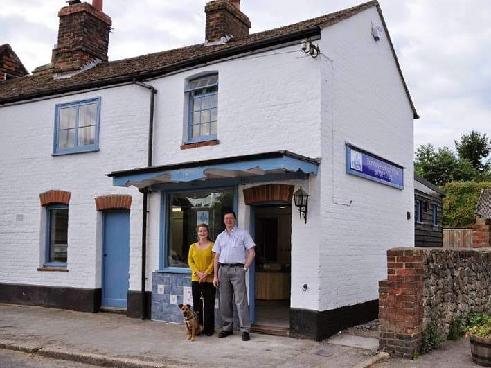 Elands Veterinary Clinic | 1 High St, Kemsing, Sevenoaks TN15 6NB, UK | Phone: 01732 761650