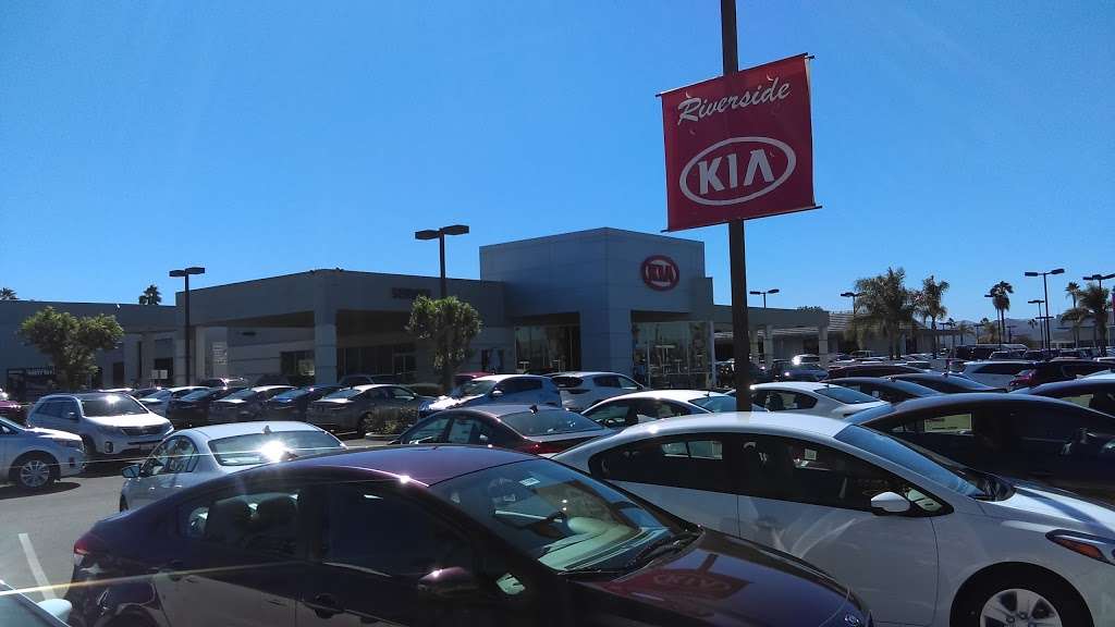 Riverside Kia | 4104, 8100 Auto Dr, Riverside, CA 92504, USA | Phone: (951) 509-1000