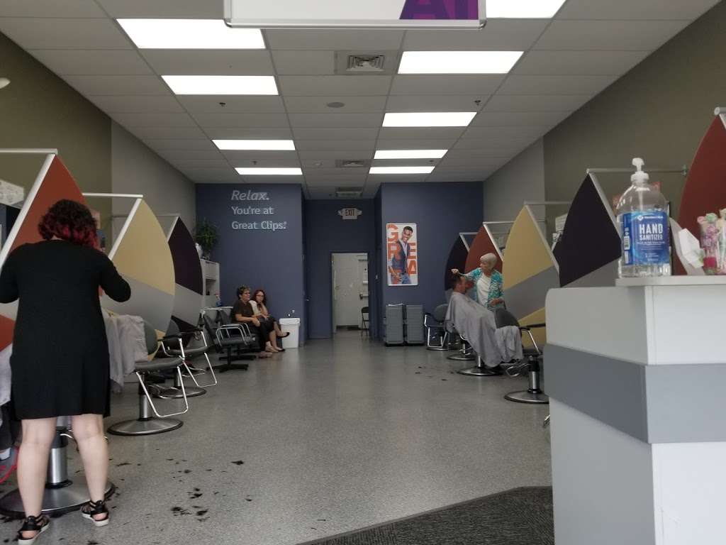 Great Clips | 1446 Rock Springs Rd, Apopka, FL 32712 | Phone: (407) 814-0556