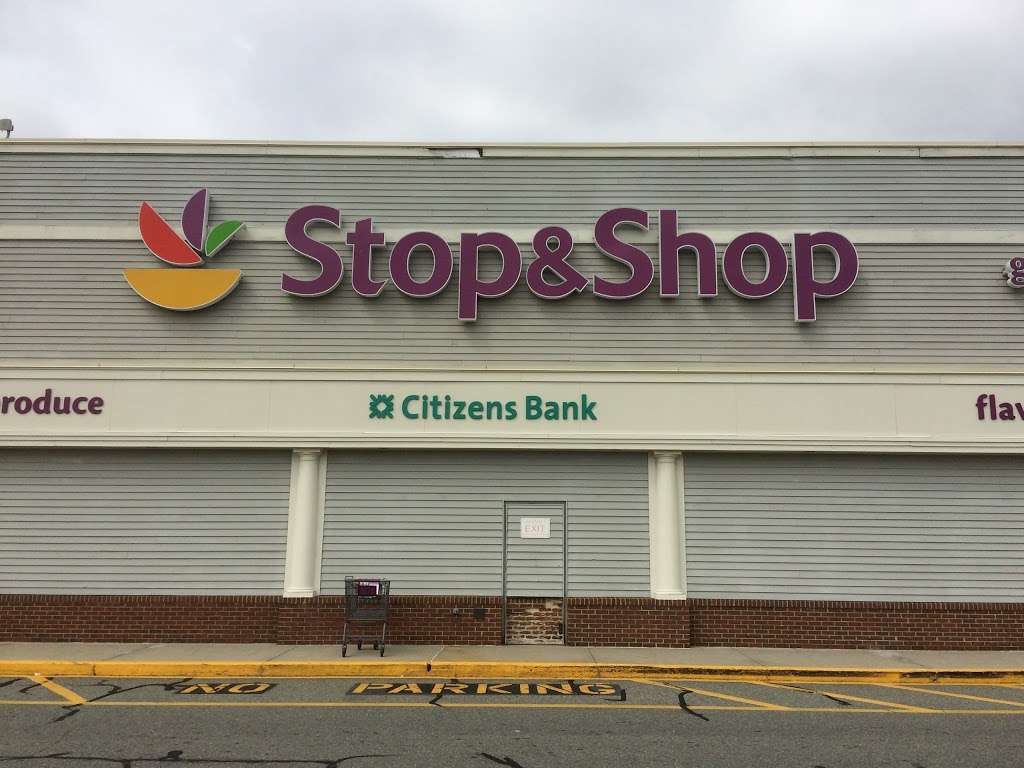 Citizens Bank Supermarket Branch | 622 George Washington Hwy, Lincoln, RI 02865, USA | Phone: (401) 334-3342