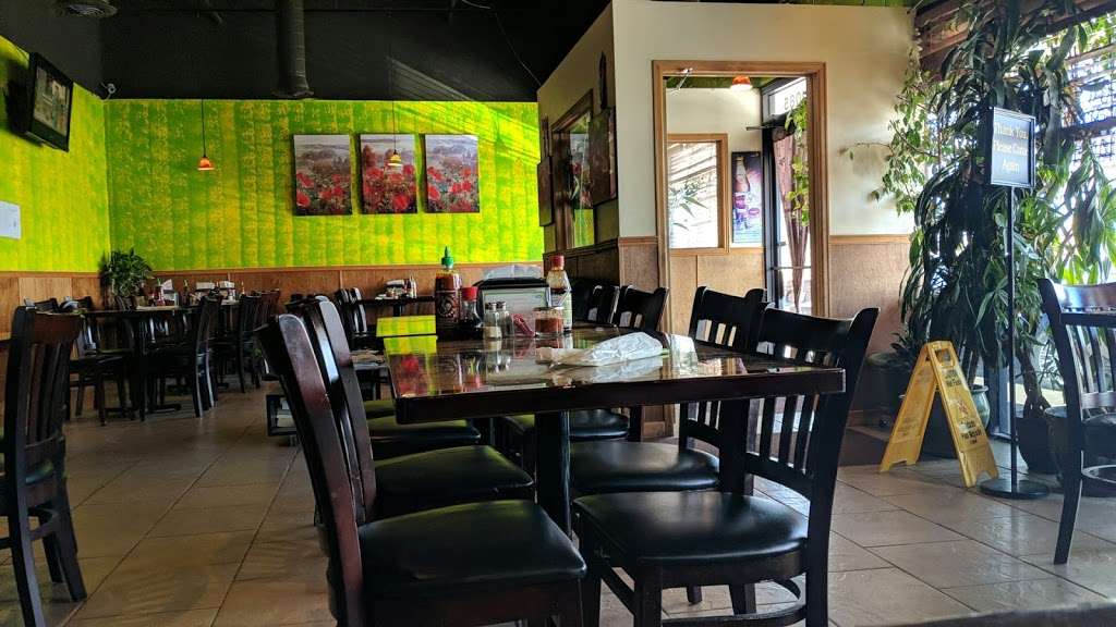 Pho Café Inc | 1085 S Public Rd, Lafayette, CO 80026, USA | Phone: (303) 665-0666