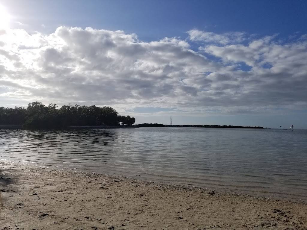 Fort de Soto Beachside Picnic Pavilions , Tiera Verde, Florida | 3500 Pinellas Bayway S, Tierra Verde, FL 33715, USA | Phone: (727) 582-2267