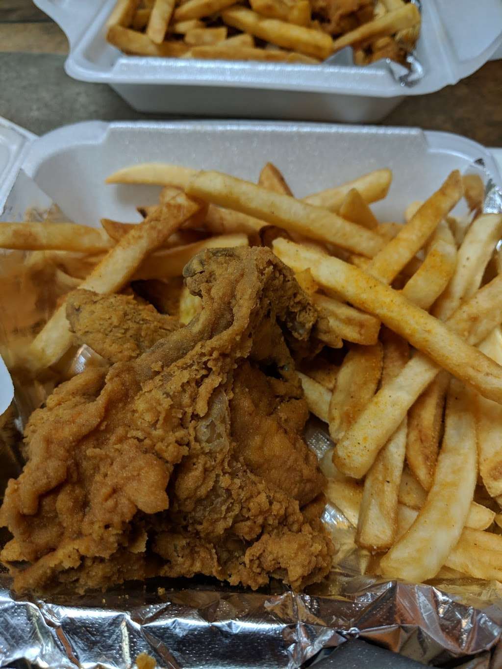 US Fried Chicken | 2823 W Sugar Creek Rd, Charlotte, NC 28262, USA | Phone: (704) 476-1314