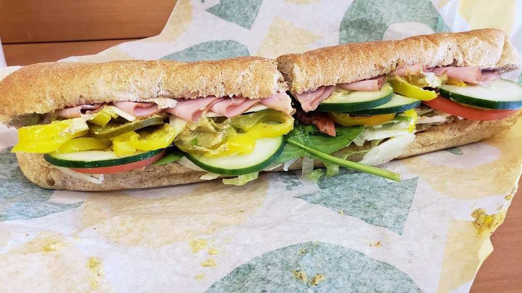 Subway | 850 County Line Rd, Lakeland, FL 33815, USA | Phone: (863) 802-9659