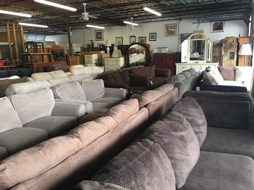 Colonial Furniture Mattresses & Appliances Inc | 4190 54th Ave N, St. Petersburg, FL 33714, USA | Phone: (727) 323-8395