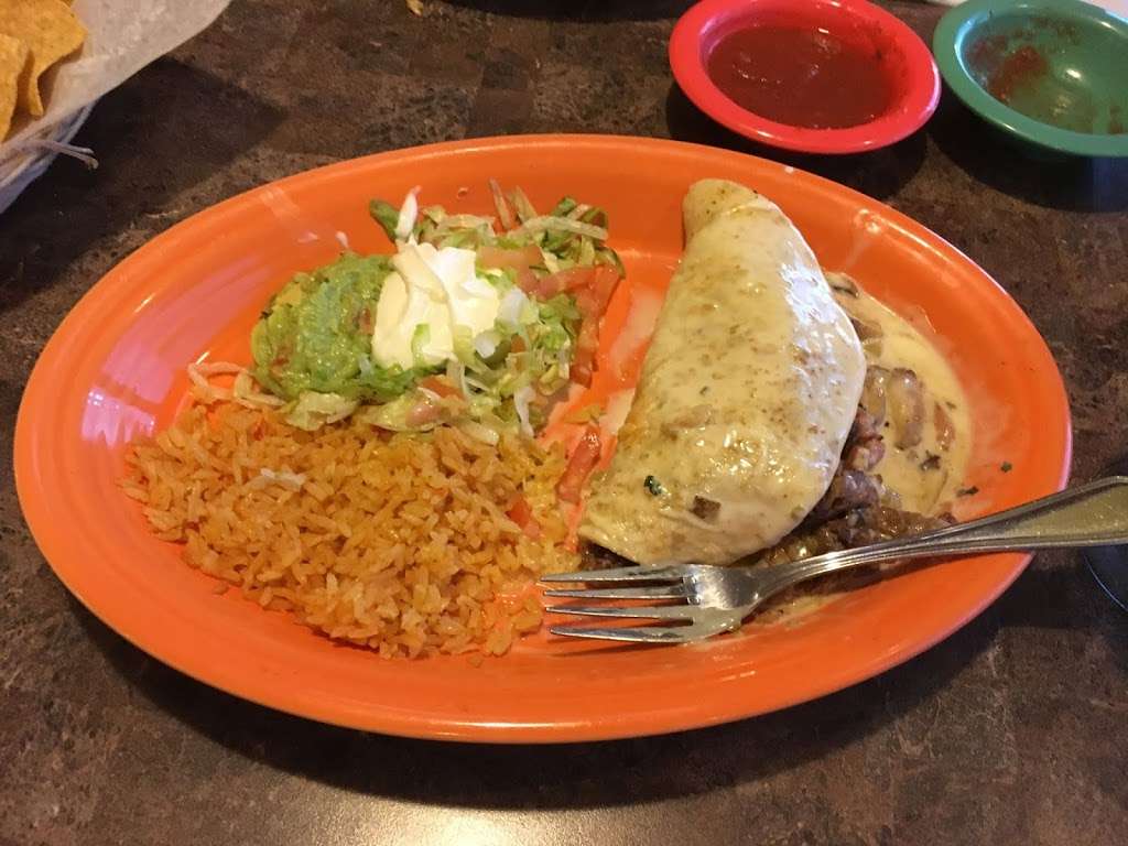 El Maguey | 102 SW Eagles Pkwy, Grain Valley, MO 64029 | Phone: (816) 443-2794