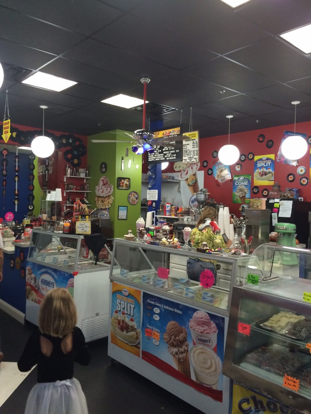 Central Avenue Treats | 84 N Central Ave, Umatilla, FL 32784, USA | Phone: (352) 771-2626