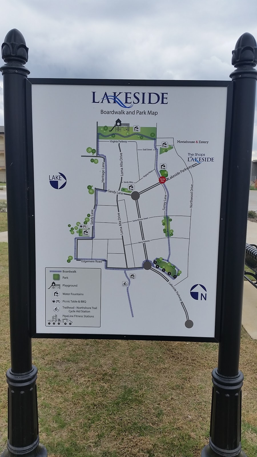 Lakeside DFW Park at Surrey Lane | 600-636 Surrey Ln, Flower Mound, TX 75022, USA | Phone: (469) 533-4130