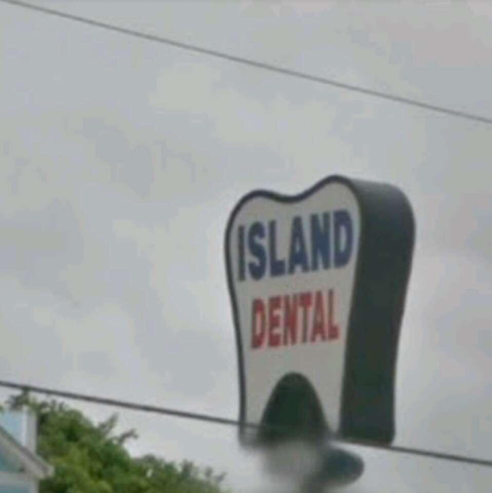 Island Dental | 6821 Stewart Rd, Galveston, TX 77551, USA | Phone: (409) 741-0202