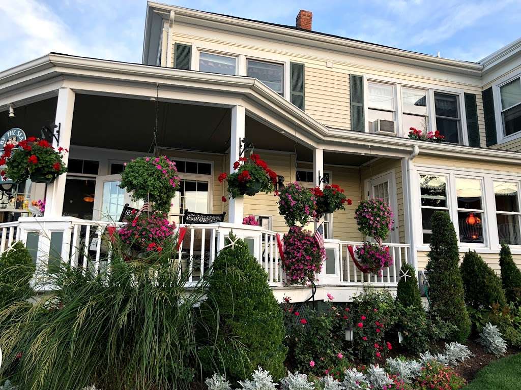 By the Sea - B&B | 22 Winslow St, Plymouth, MA 02360, USA | Phone: (508) 830-9643