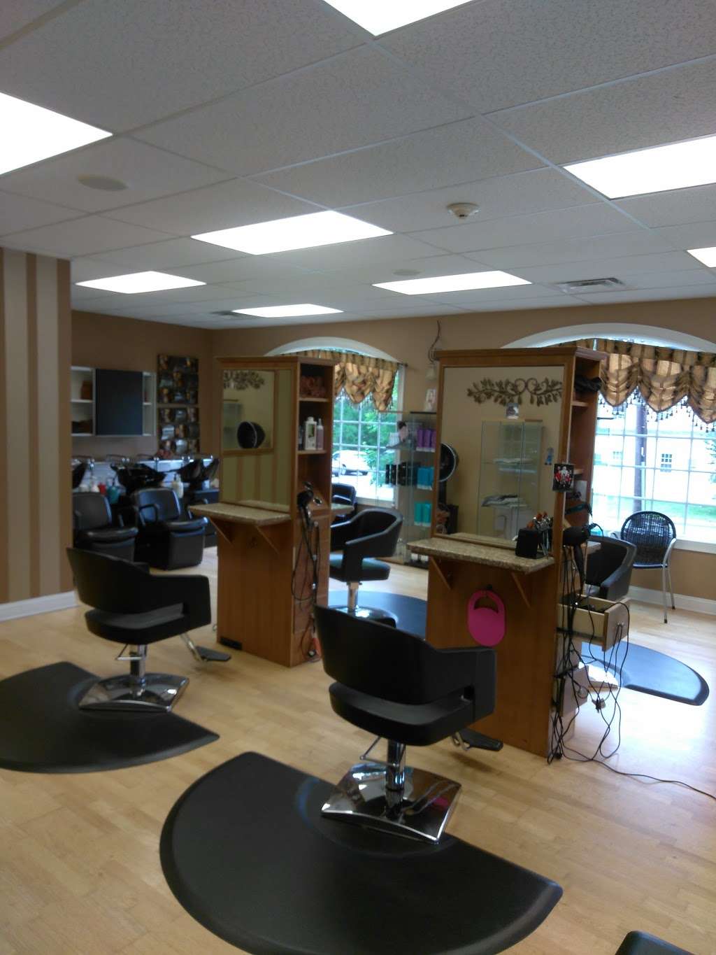 Salon Essence | 298 Main St, Wilmington, MA 01887, USA | Phone: (978) 657-0600