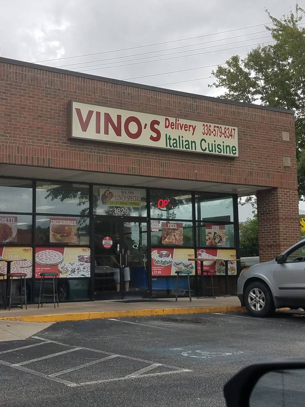 Vinos Pizzeria | 1629 Stanley Rd, Greensboro, NC 27407, USA | Phone: (336) 579-8347