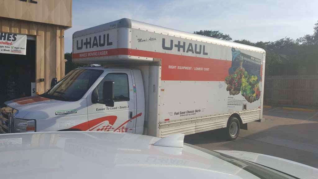 U-Haul Moving & Storage of Pasadena | 3536 Red Bluff Rd, Pasadena, TX 77503, USA | Phone: (713) 475-9291