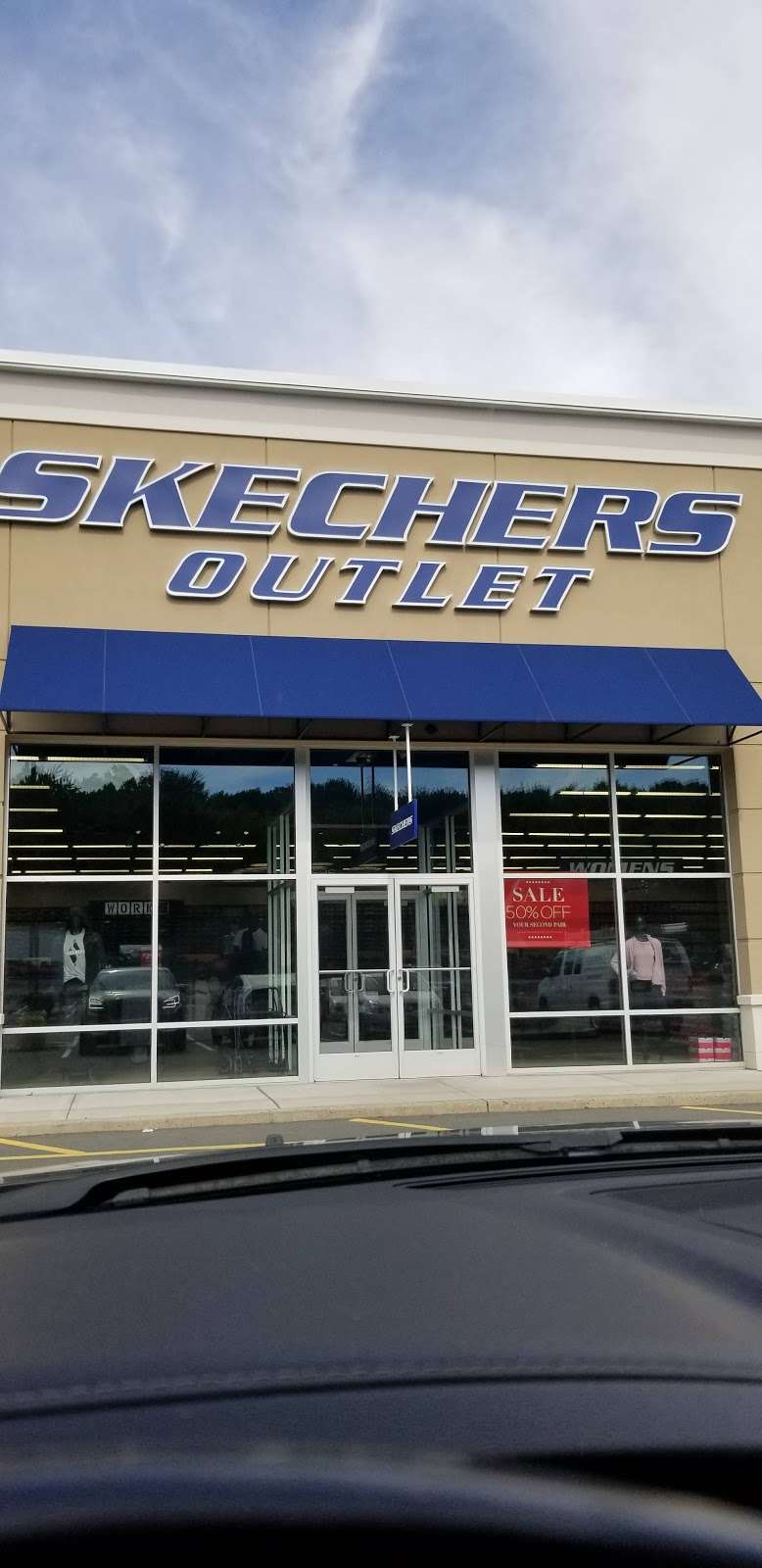 skechers outlet north brunswick