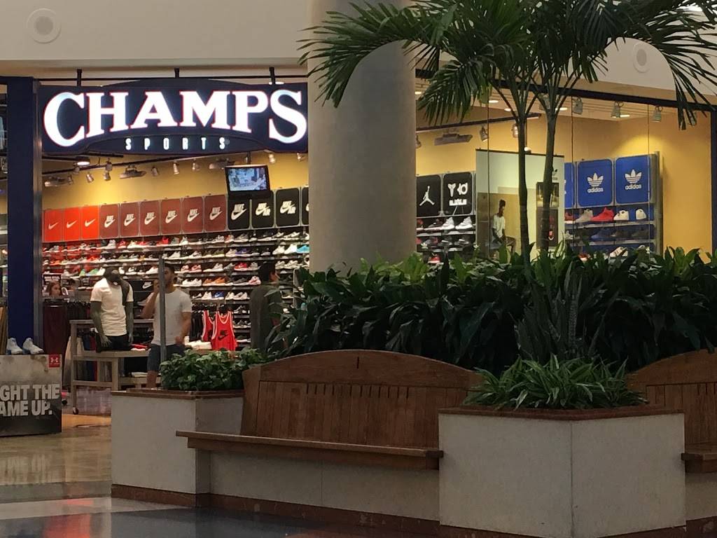 Champs Sports | 3041 Prospect Ave, Kansas City, MO 64127, USA | Phone: (816) 921-5378