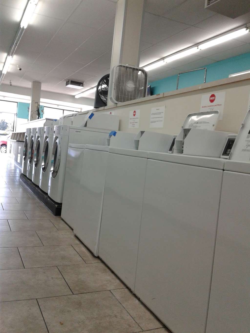 Free Dry Laundromat | 1725 W Chapman Ave, Orange, CA 92868, USA | Phone: (714) 759-4647