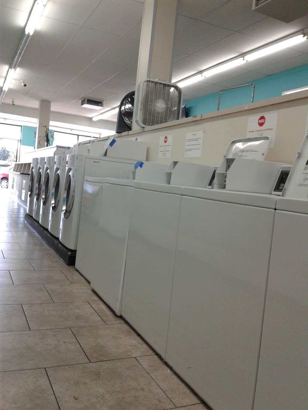 Free Dry Laundromat | 1725 W Chapman Ave, Orange, CA 92868 | Phone: (714) 759-4647