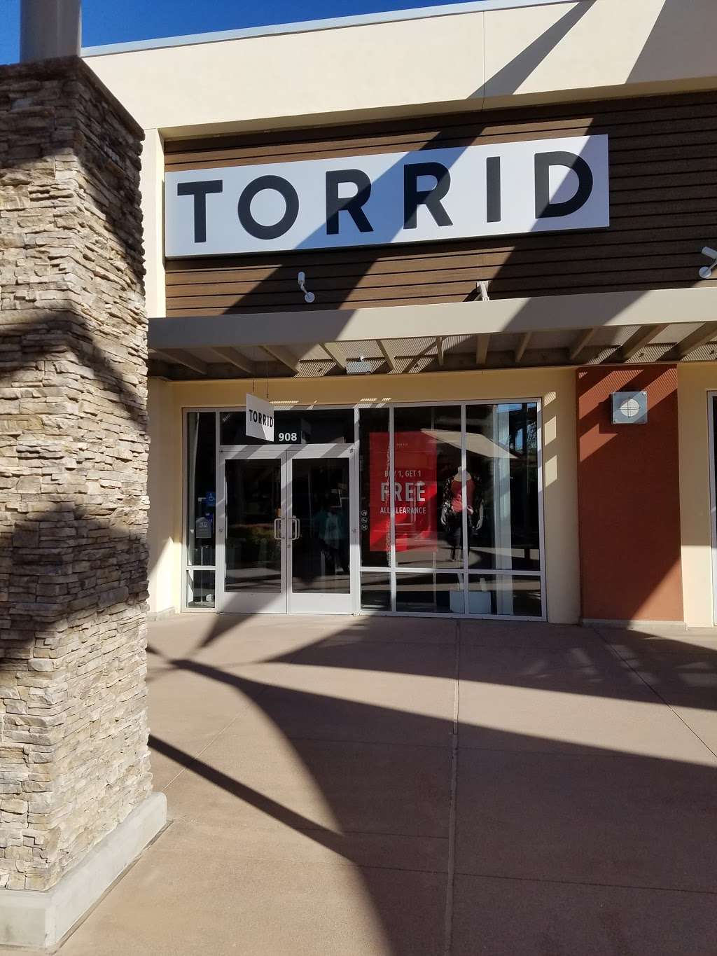 Torrid | 4976 Premium Outlets Way #908, Chandler, AZ 85226, USA | Phone: (480) 639-1939