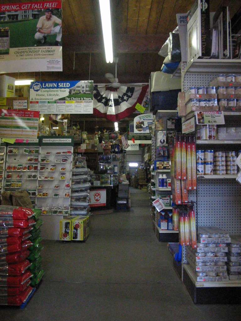 Bridgewater Farm Supply Co Inc | 1000 Plymouth St, Bridgewater, MA 02324, USA | Phone: (508) 697-0357