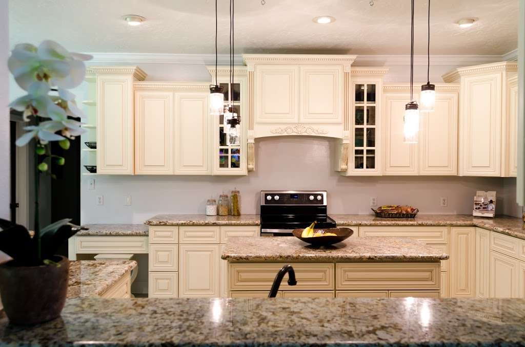 HD Kitchen & Bath - Houston Cabinetry, Countertops, Flooring | 11768 Clay Rd, Houston, TX 77043, USA | Phone: (713) 896-8888