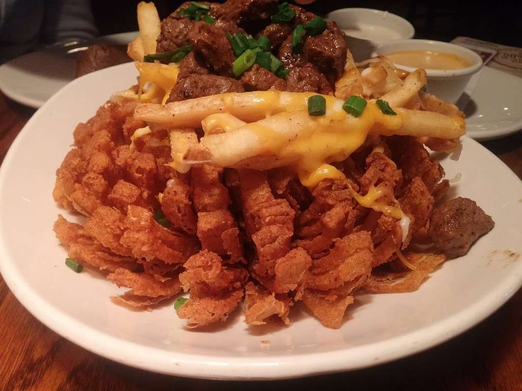 Outback Steakhouse | 4751 Northwest Hwy, Crystal Lake, IL 60014, USA | Phone: (815) 479-5161