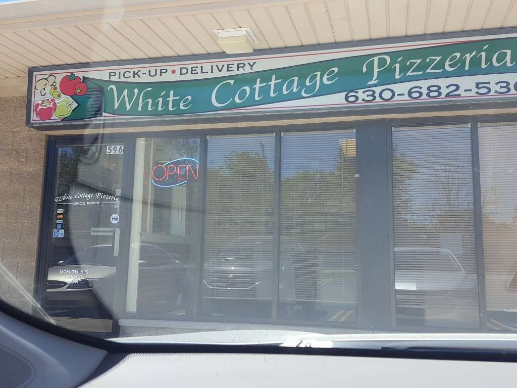 White Cottage Pizzeria | 596 Kuhn Rd, Carol Stream, IL 60188, USA | Phone: (630) 682-5300