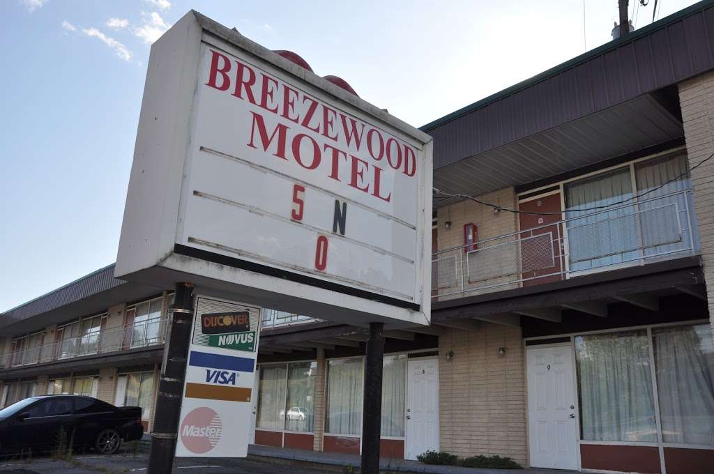 Breezewood Motel | 130 S Breezewood Rd, Breezewood, PA 15533, USA | Phone: (814) 327-6312