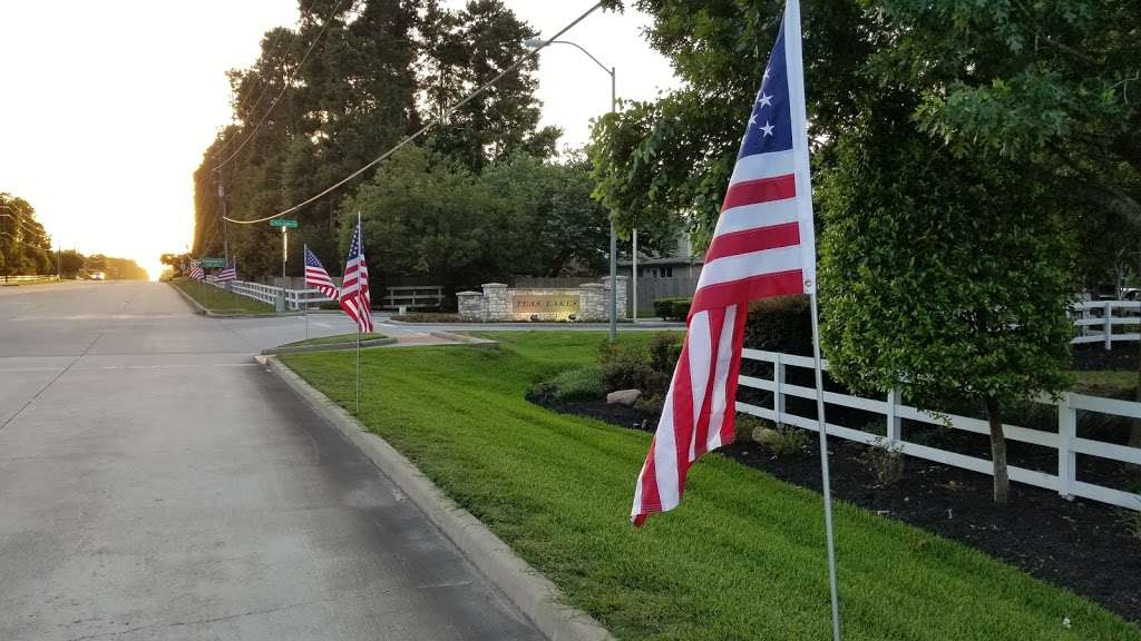 Five Kidz Flag Biz | 8020 N Tarrytown Crossing Dr, Conroe, TX 77304, USA | Phone: (936) 827-2972