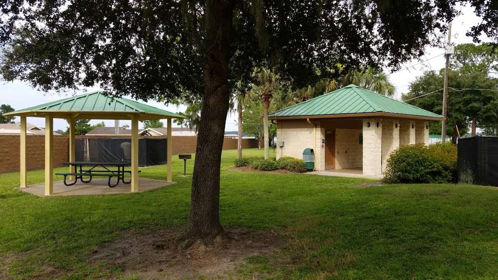 West Beach Park | 9227 Winter Garden Vineland Rd, Orlando, FL 32836 | Phone: (407) 254-1940