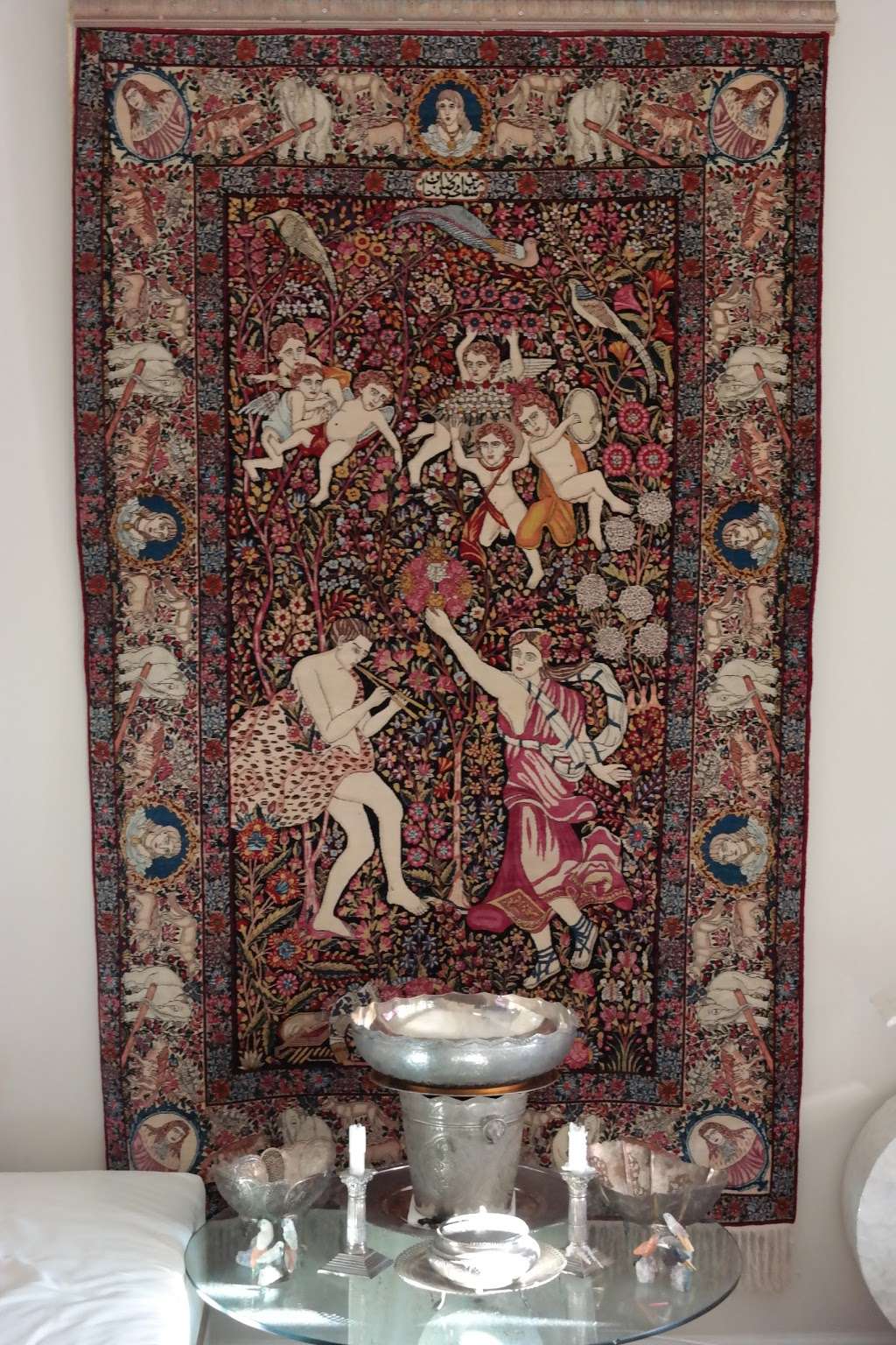 TOP PERSIAN RUGS , SILVERS AND ANTIQUES | Balboa Ave, Laguna Beach, CA 92651, USA | Phone: (949) 370-7561