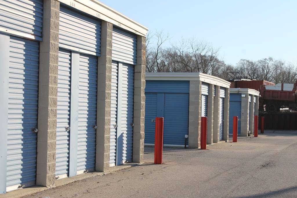 Apple Self-Storage | 540 S Rand Rd, Wauconda, IL 60084, USA | Phone: (847) 865-9064