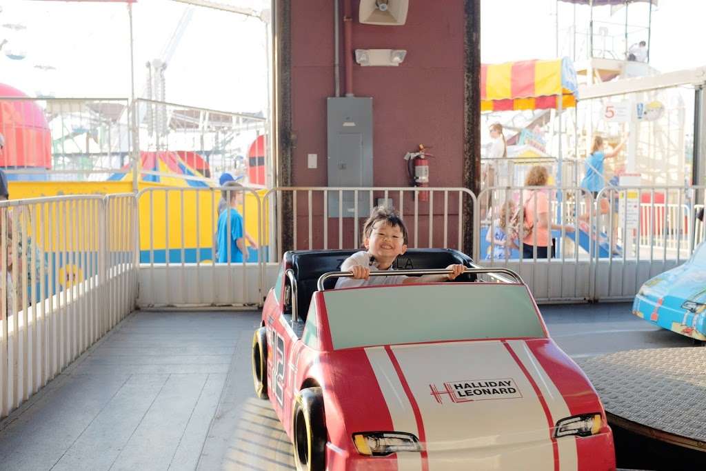 Gillians Wonderland Pier | 601 Boardwalk, Ocean City, NJ 08226 | Phone: (609) 399-7082