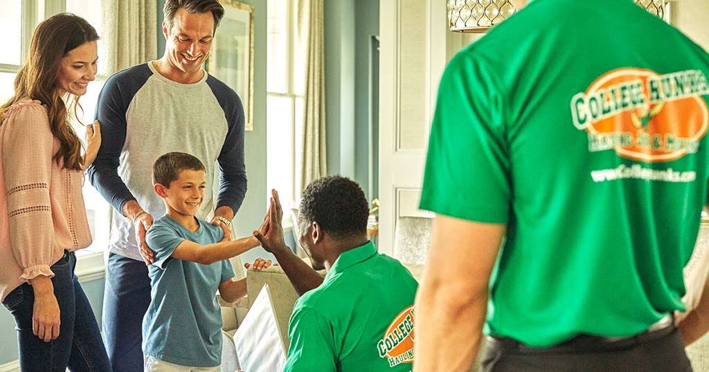 College Hunks Hauling Junk and Moving | 1200 Corporate Blvd unit 11-1, Lancaster, PA 17601, USA | Phone: (717) 208-8202