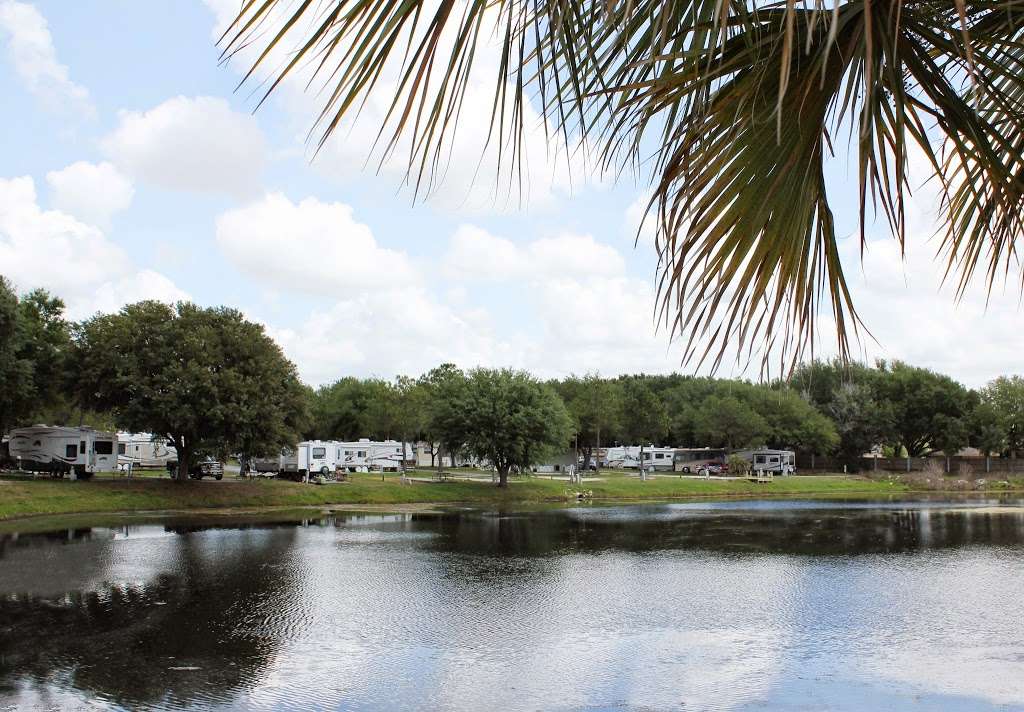 Lakeland RV Resort | 900 Old Combee Rd, Lakeland, FL 33805, USA | Phone: (863) 687-6146