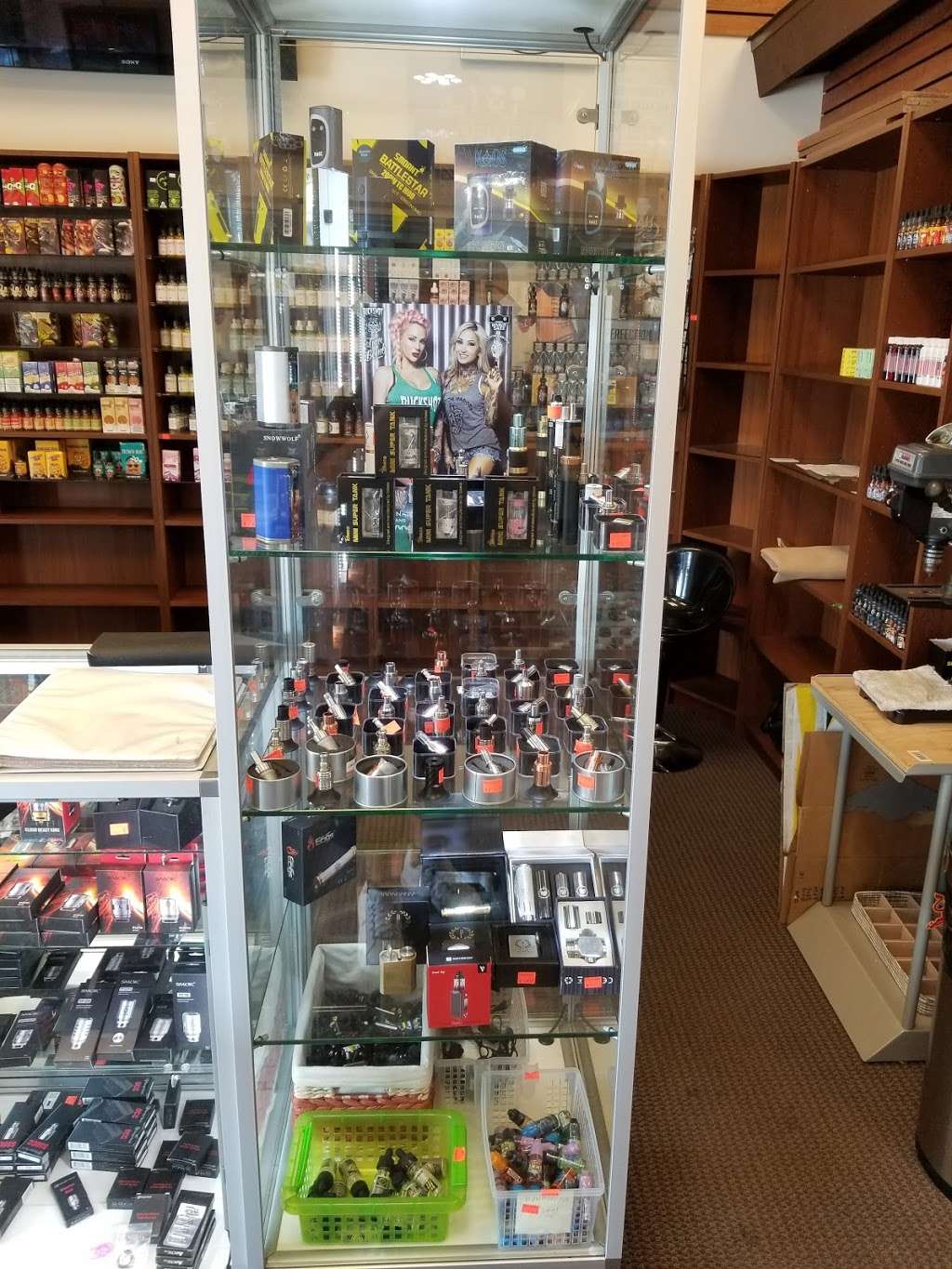 Almond Vape & Smoke | 27890 Clinton Keith Rd, Murrieta, CA 92562, USA | Phone: (951) 246-8210